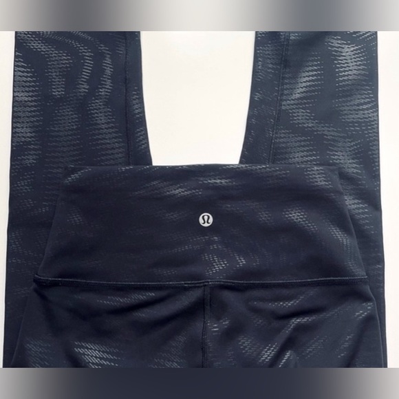 Lululemon Wunder Train High-Rise Tight 25" *Foil - Picture 4 of 10